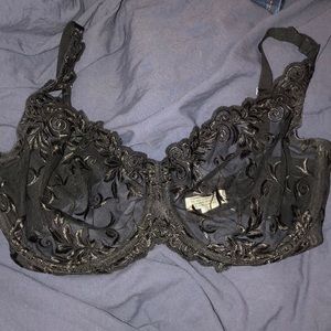 Black Lacey bra